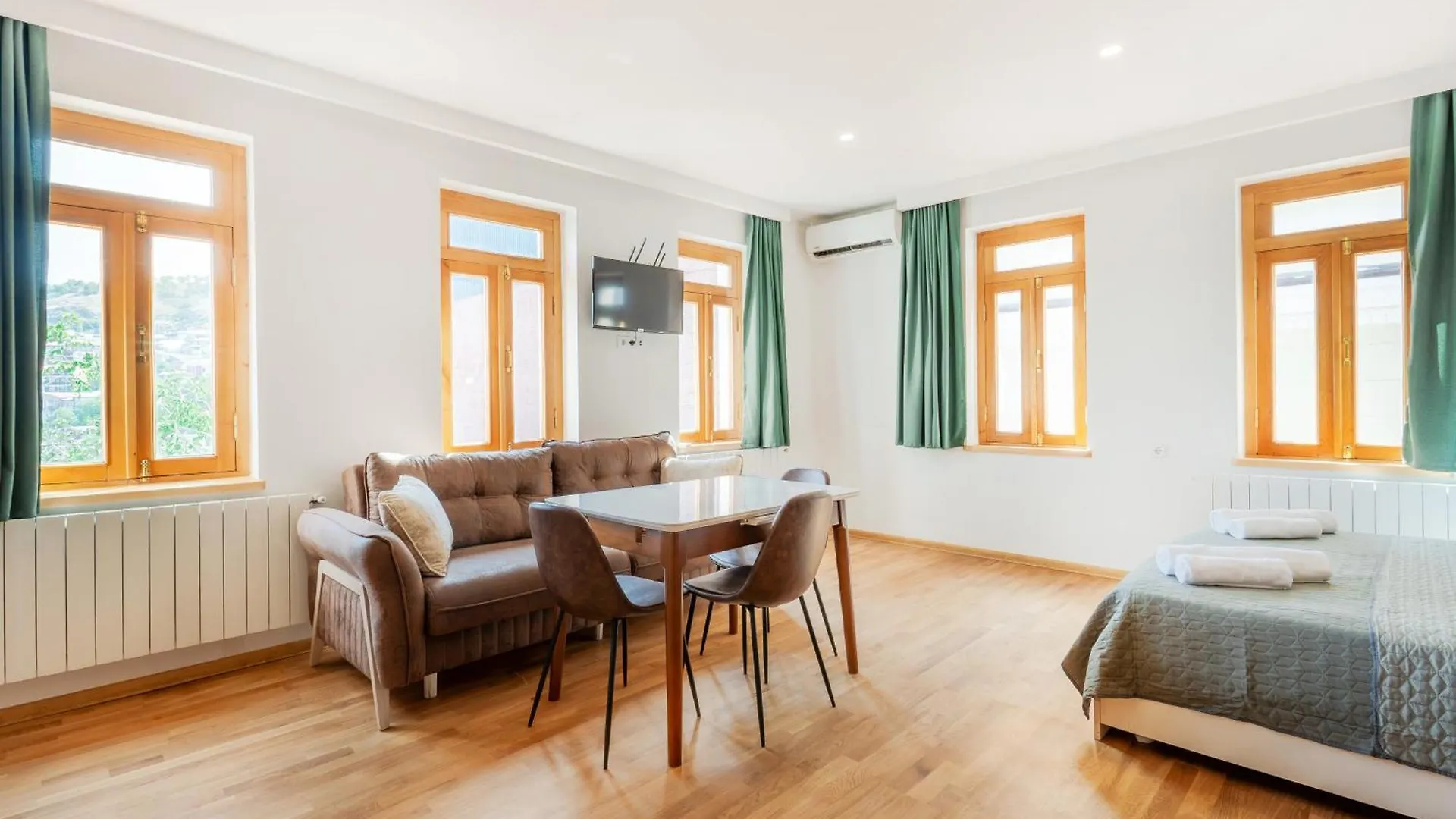 Guli Of Tbilisi - Duplex Apartment In Historic City Center