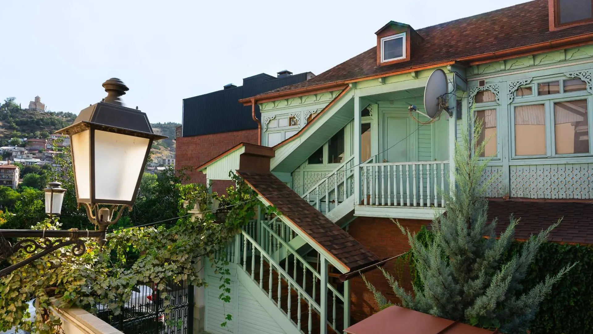 Guli Of Tbilisi - Duplex Apartment In Historic City Center