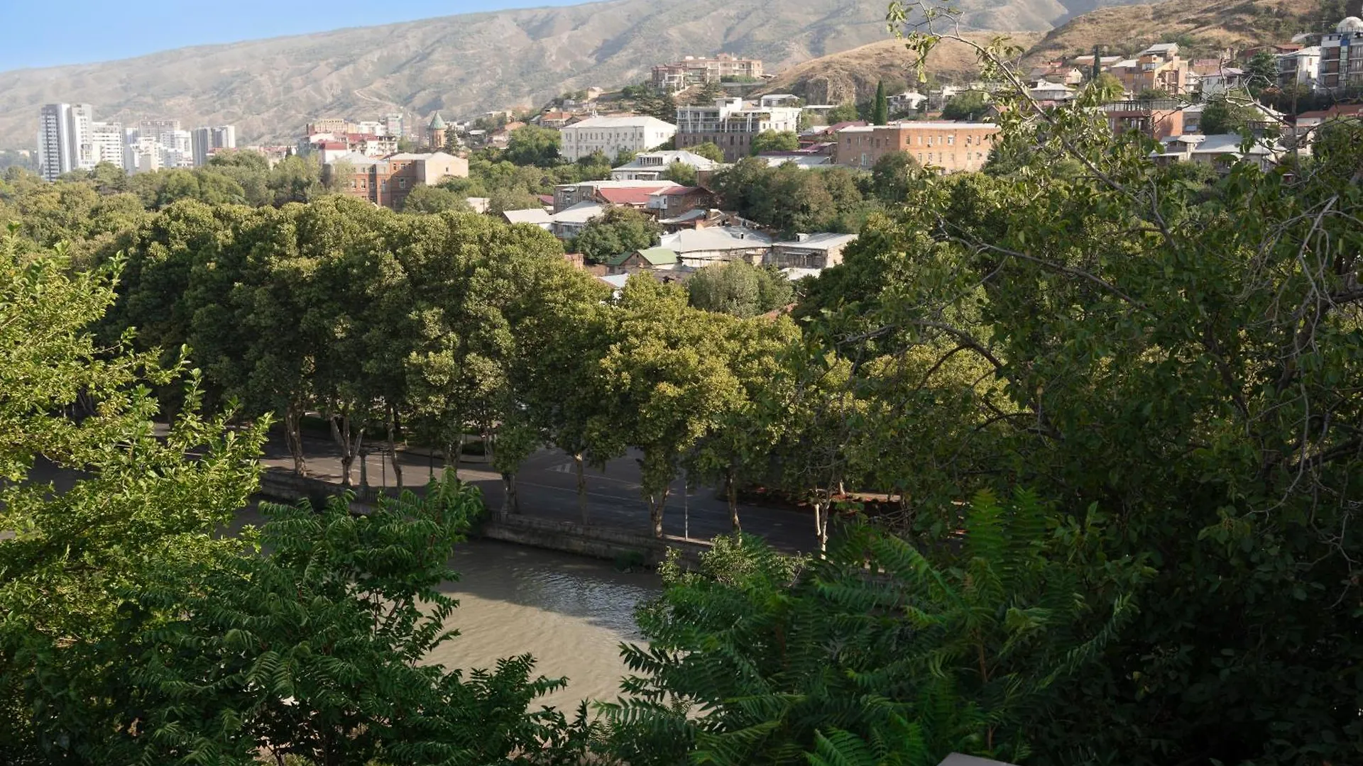 Guli Of Tbilisi - Duplex Apartment In Historic City Center Georgia