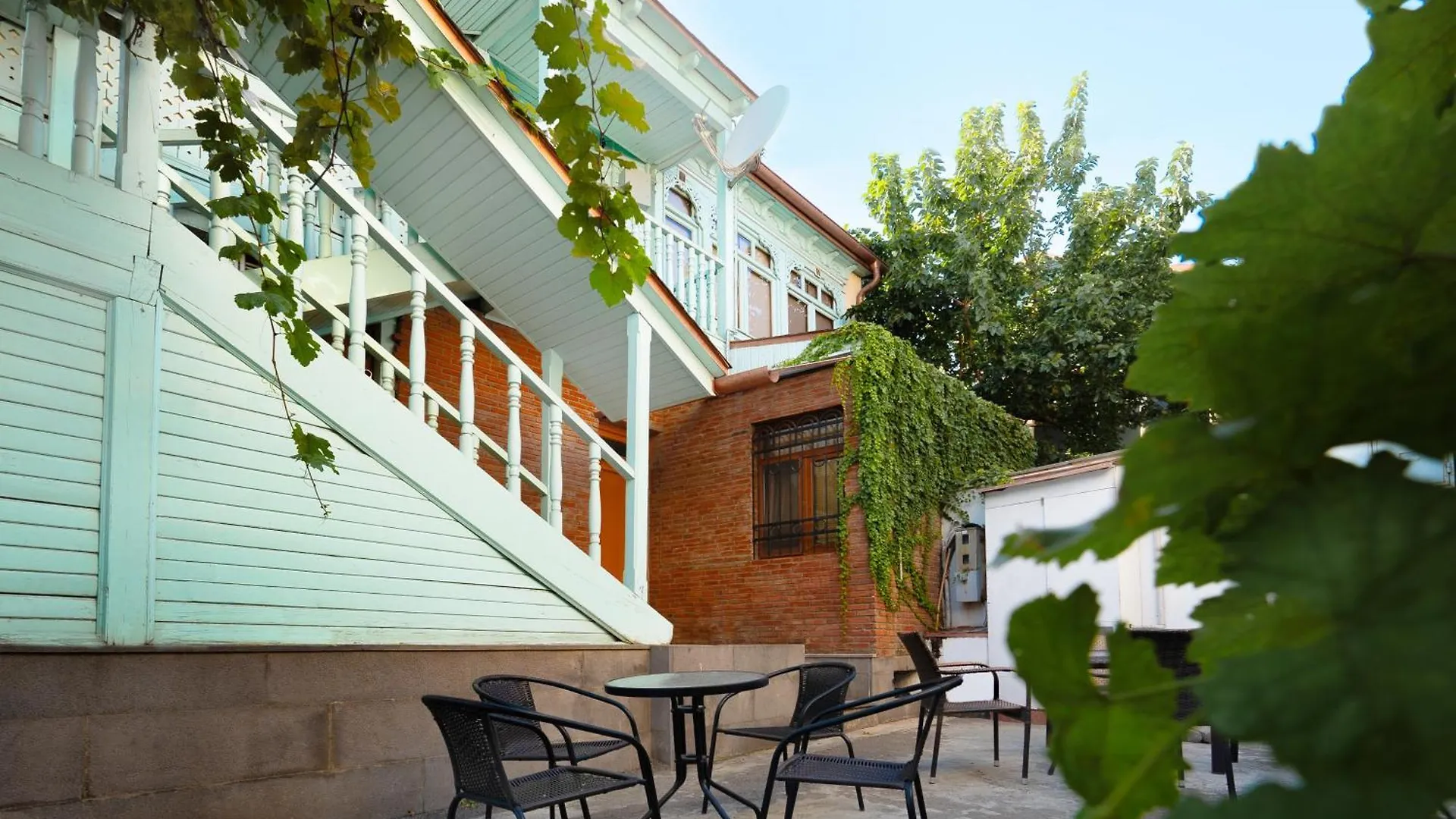 Guli Of Tbilisi - Duplex Apartment In Historic City Center
