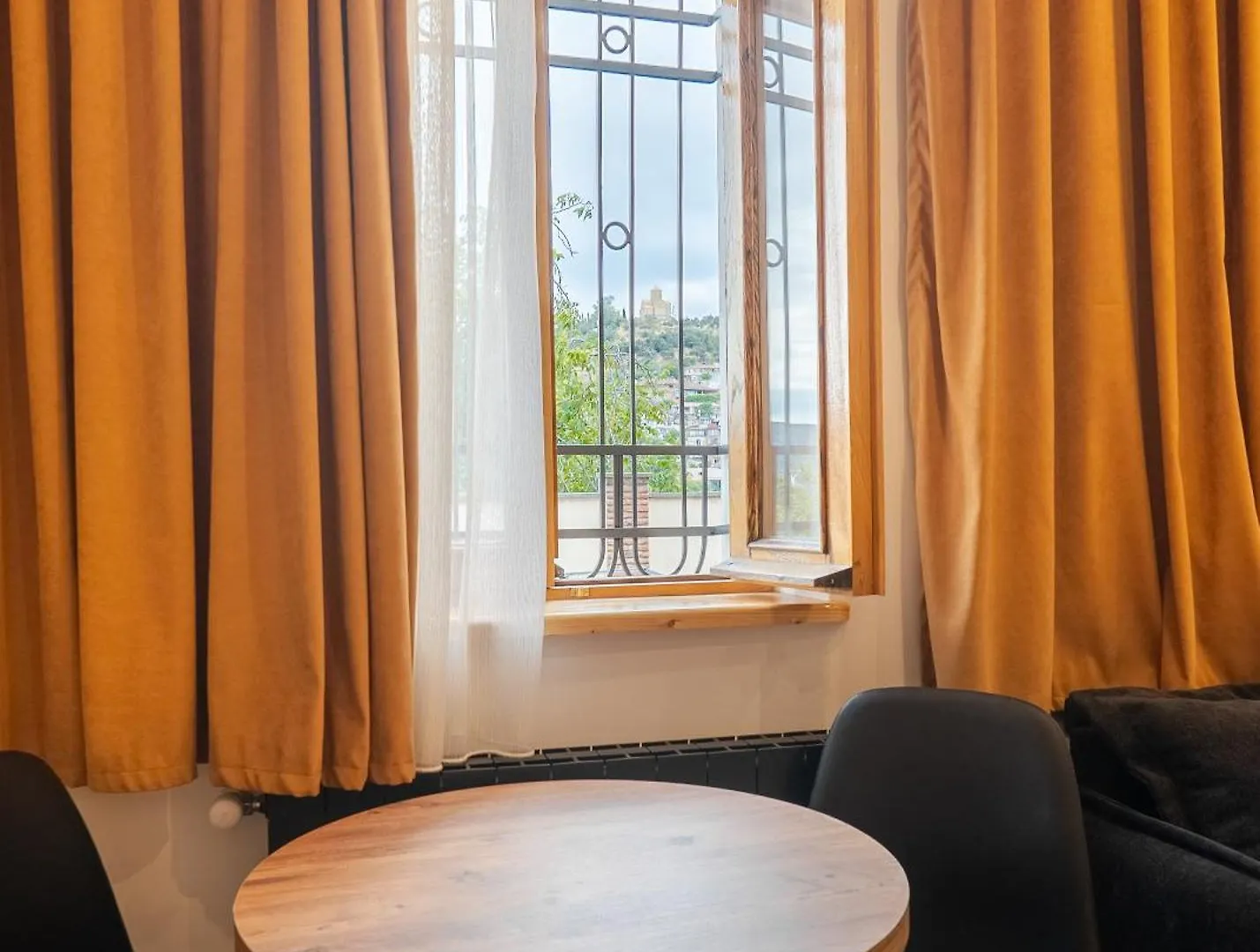 Guli Of Tbilisi - Duplex Apartment In Historic City Center