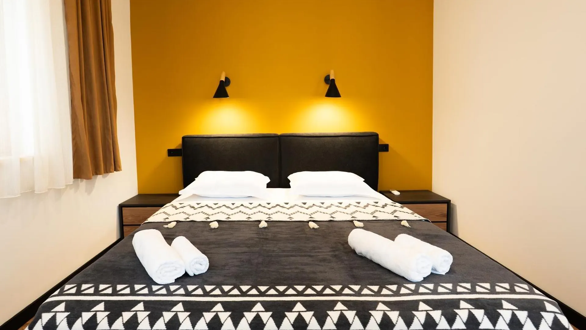 Guli Of Tbilisi - Duplex Apartment In Historic City Center 0*,