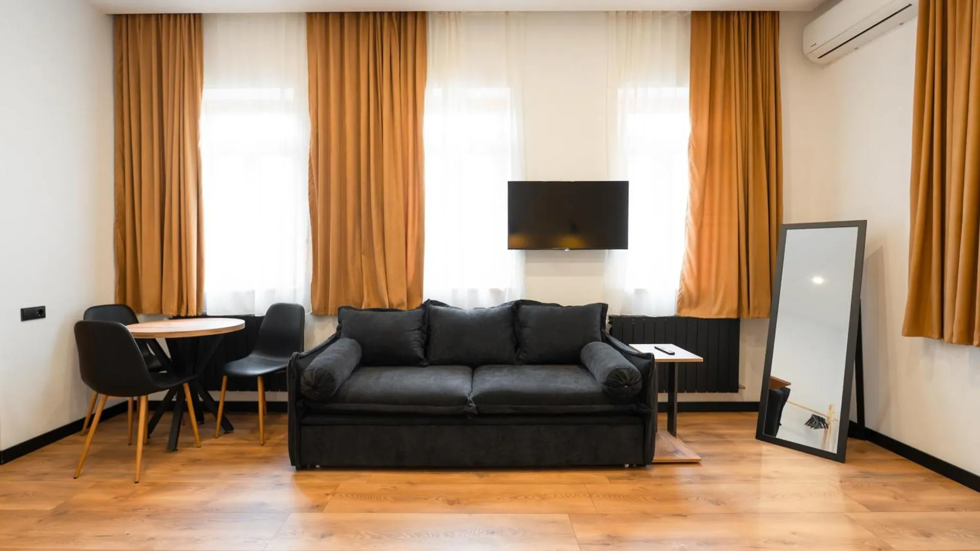Guli Of Tbilisi - Duplex Apartment In Historic City Center 0*,  Georgia